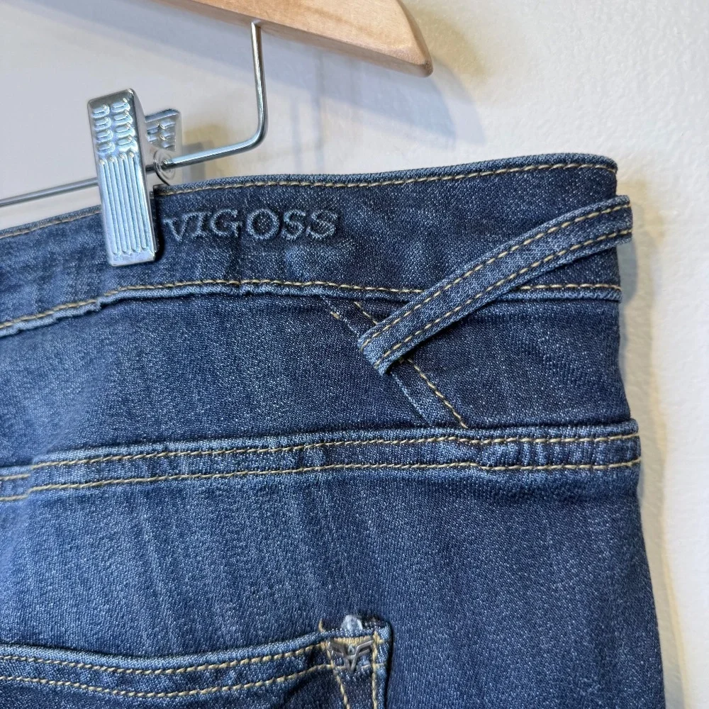 Vigoss | Thompson Tomboy Mid Rise Plus Size Denim Curve Hugging Straight Jeans